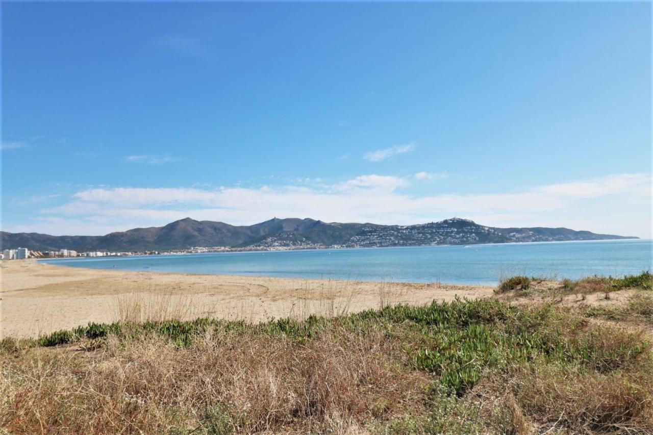 Delta Muga, Piso Muy Cerca De La Playa Daire Empuriabrava Dış mekan fotoğraf