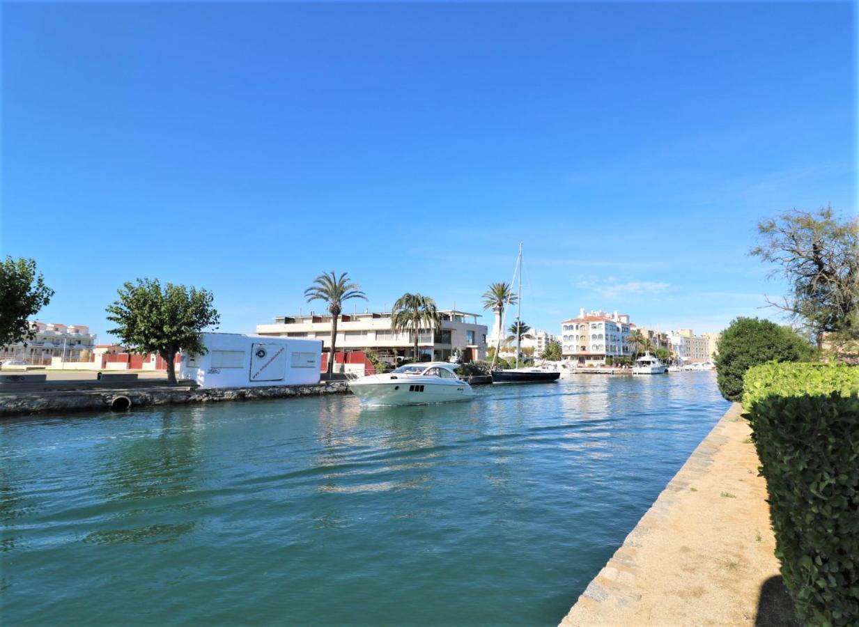 Delta Muga, Piso Muy Cerca De La Playa Daire Empuriabrava Dış mekan fotoğraf